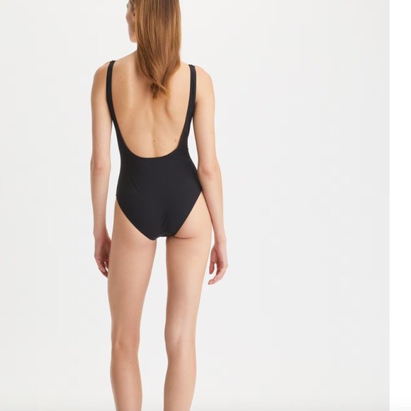 NWT TORY BURCH COLOR BLOCKED LOGO TAN SWIM SUIT 1 PIECE SWIMWEAR BLACK WHITE XS - Picture 3 of 8